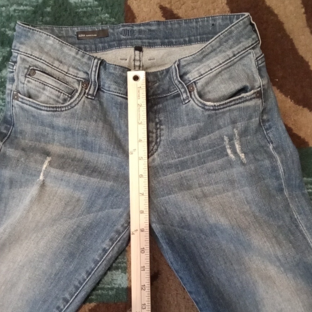 Kut From The Cloth Elena Super Flare Raw Hem Mid Rise  Long Womens 4 - Picture 8 of 12